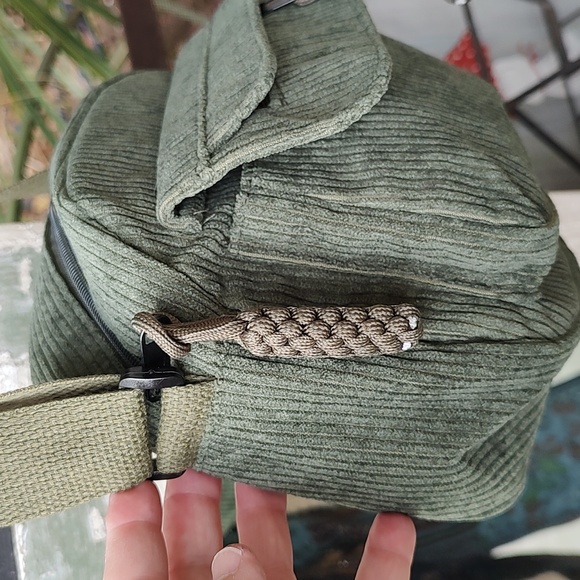 NWT Stylish Deep Green Corduroy Women's Bags - Picture 3 of 7